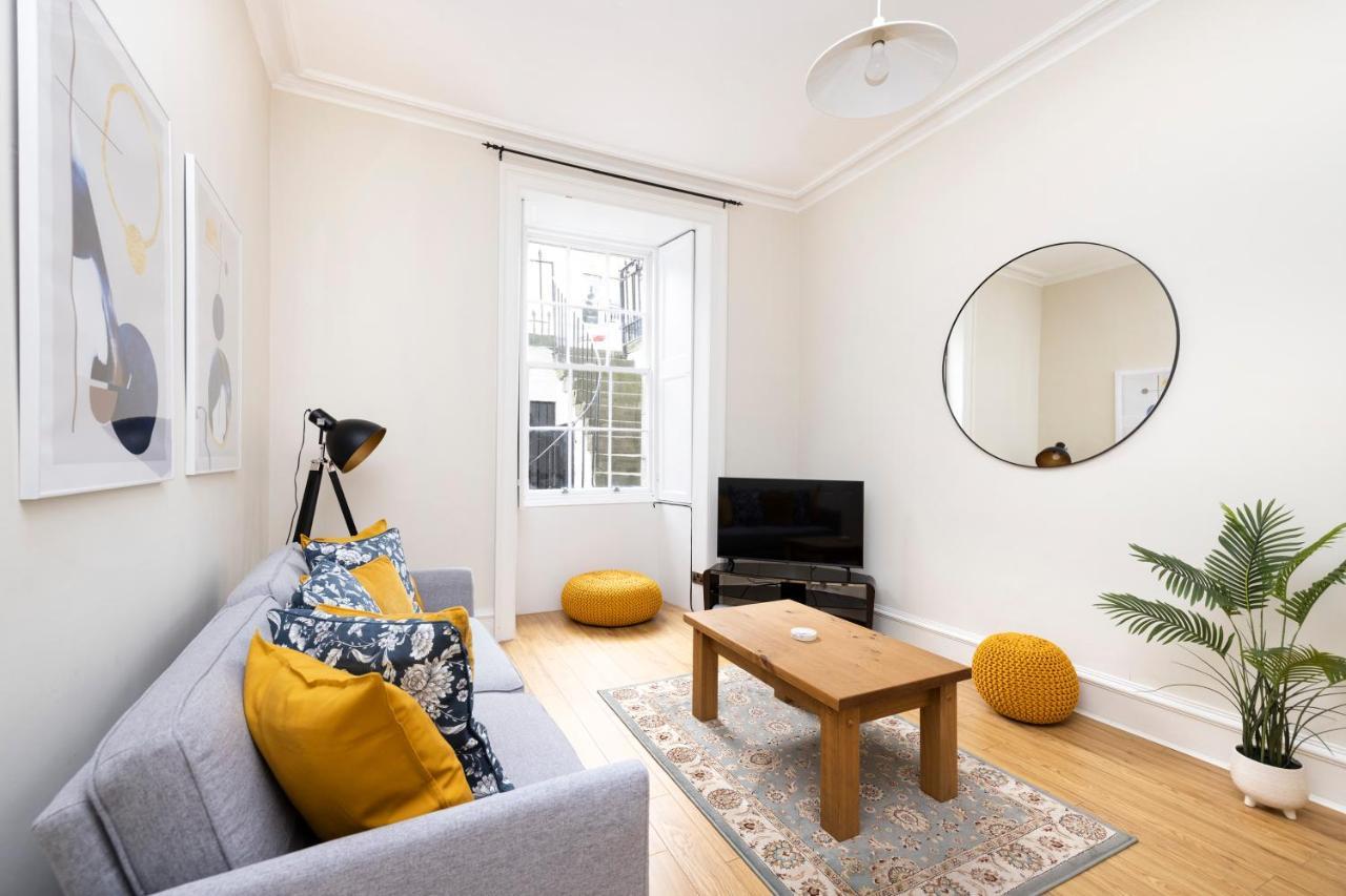 Joivy Chic Apartment Near Stockbridge Market EDI Exterior photo