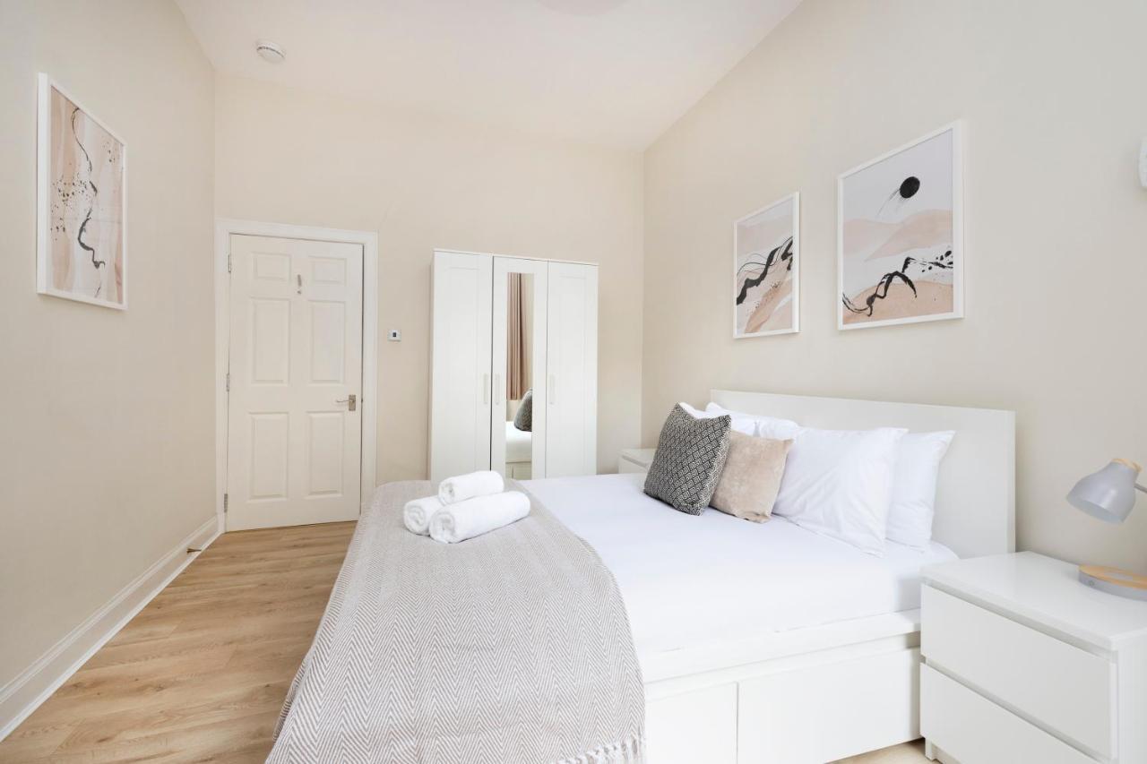 Joivy Chic Apartment Near Stockbridge Market EDI Exterior photo