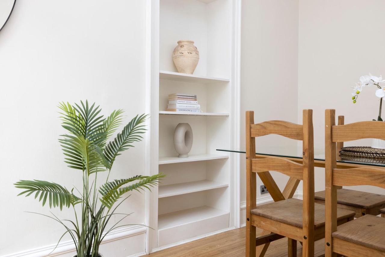Joivy Chic Apartment Near Stockbridge Market EDI Exterior photo