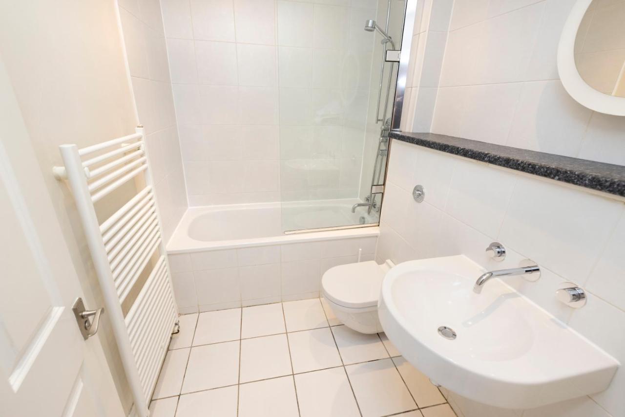 Joivy Chic Apartment Near Stockbridge Market EDI Exterior photo