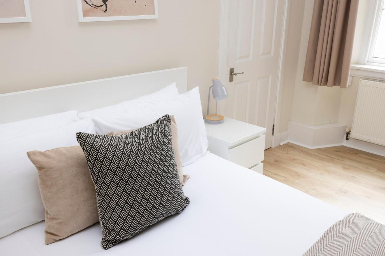 Joivy Chic Apartment Near Stockbridge Market EDI Exterior photo